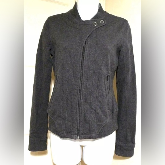 Lululemon Game Day Snap Jacket - Picture 3 of 3